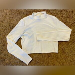 H&M cream cropped turtle neck